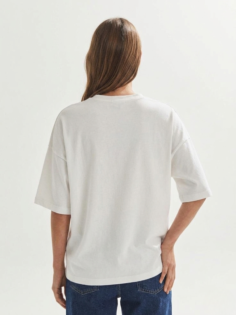 Neko Traveler" Cat & Fish Bag Oversized Tee – 240 GSM Heavyweight Cotton